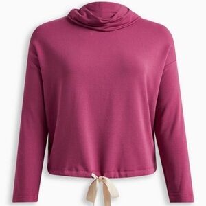 Torrid dream fleece pull over pink NWT